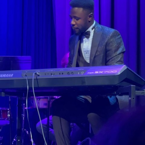 Meet your Posher, David - Picture 1 of 1